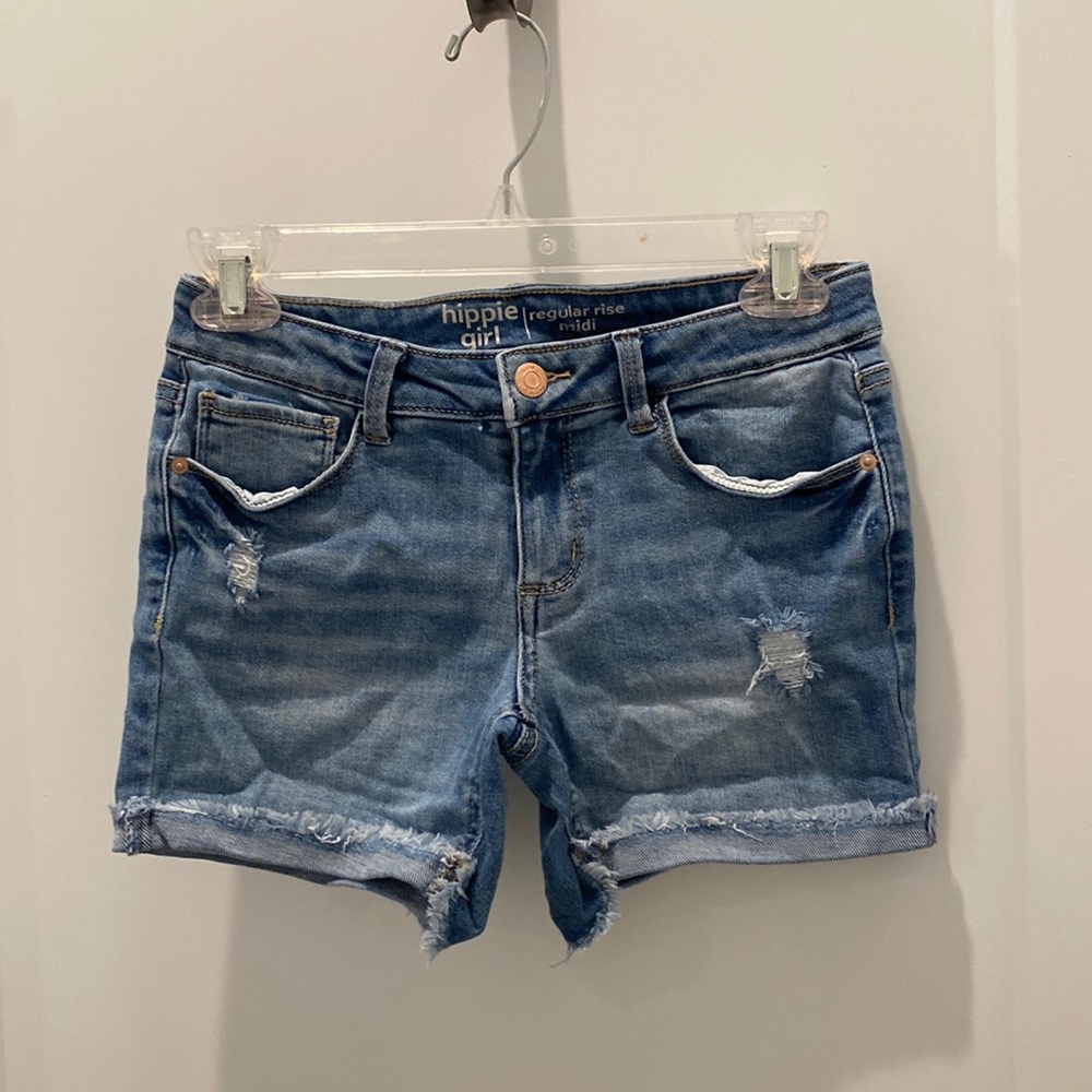 Girls regular rise midi jean short , light wash
